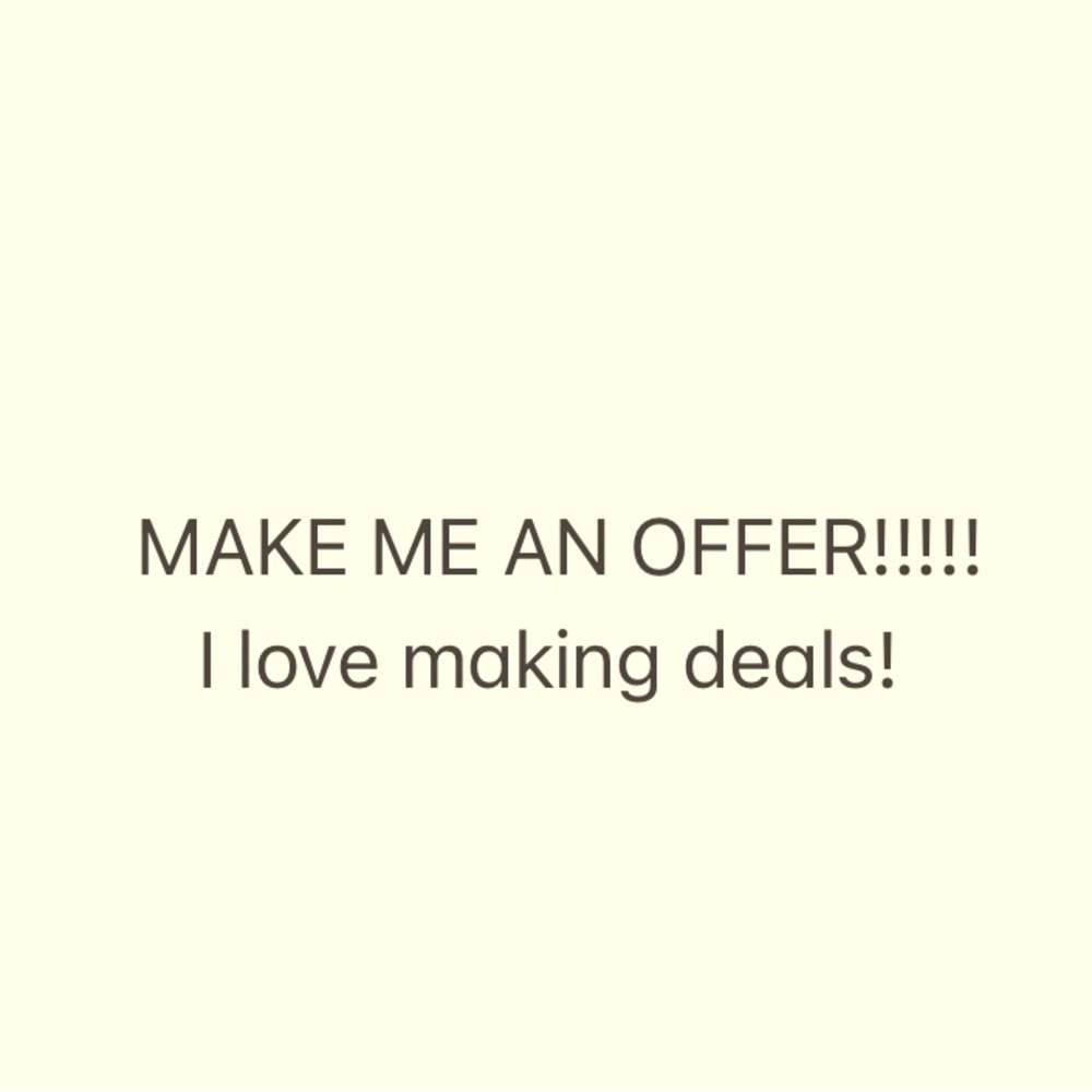 LET’S MAKE A DEAL!! CHECK OUT MY CLOSET!
